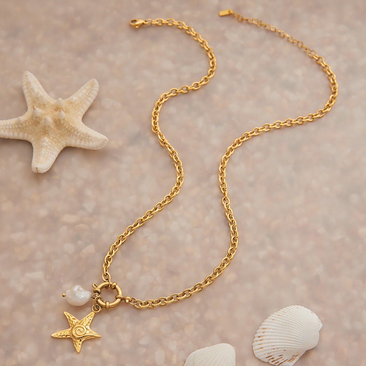 18K gold starfish with pearl design exquisite and noble necklace