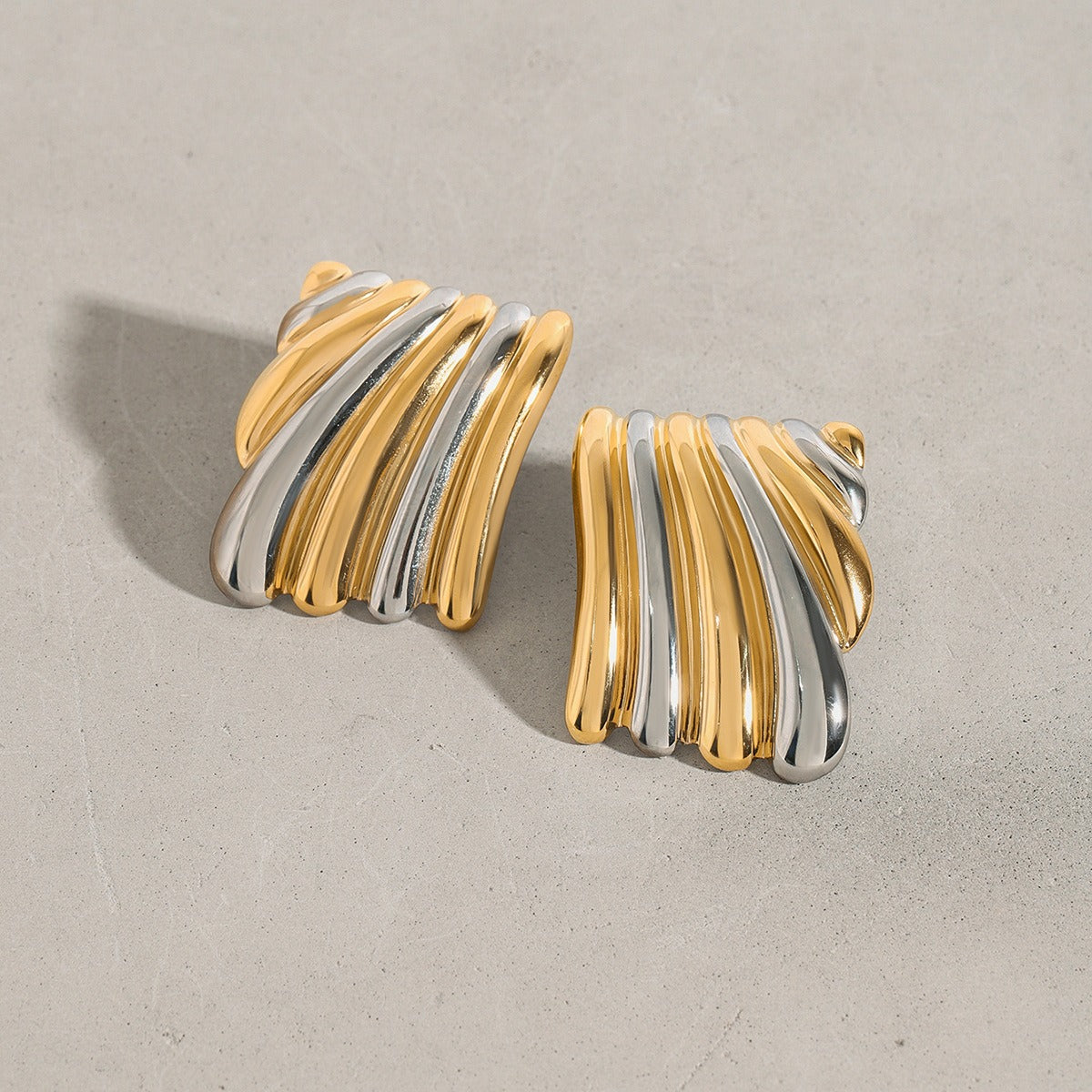 18K gold geometric shape with gold and silver color matching design classic personality earrings