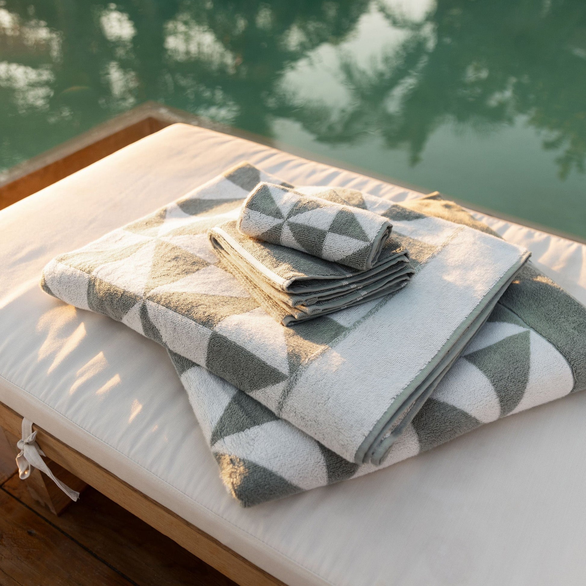 Deia Australian Cotton Towels Italic